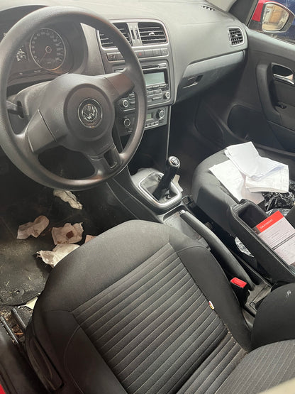 VW Polo 6R Pluk-Selv-Bil Med OEM Nr. Ophugger Fra VW Ophugger