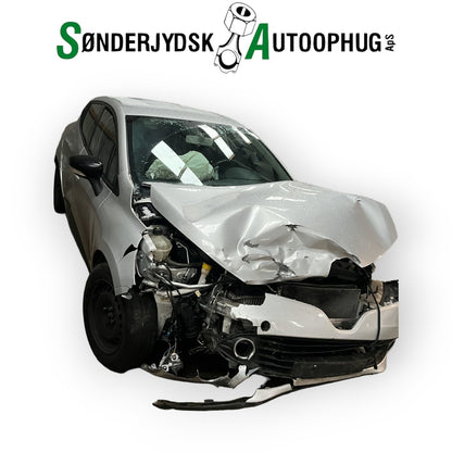 Renault Clio 4 Pluk-Selv-Bil Med OEM Nr. Ophugger Fra Renault Ophugger