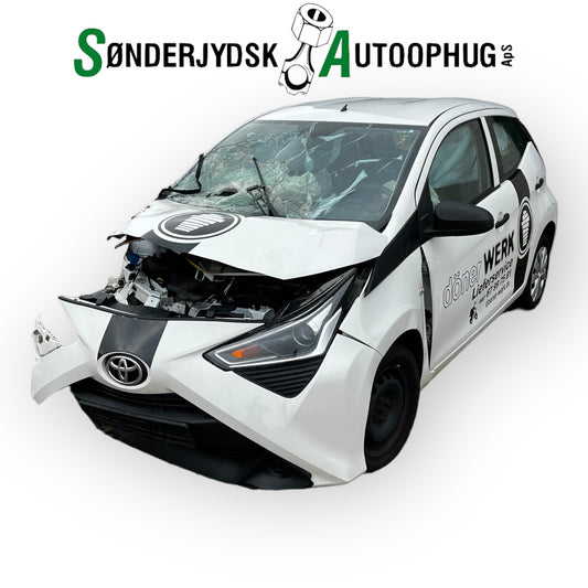 Toyota Aygo Pluk-Selv-Bil Med OEM Nr. Ophugger Fra Toyota Ophugger