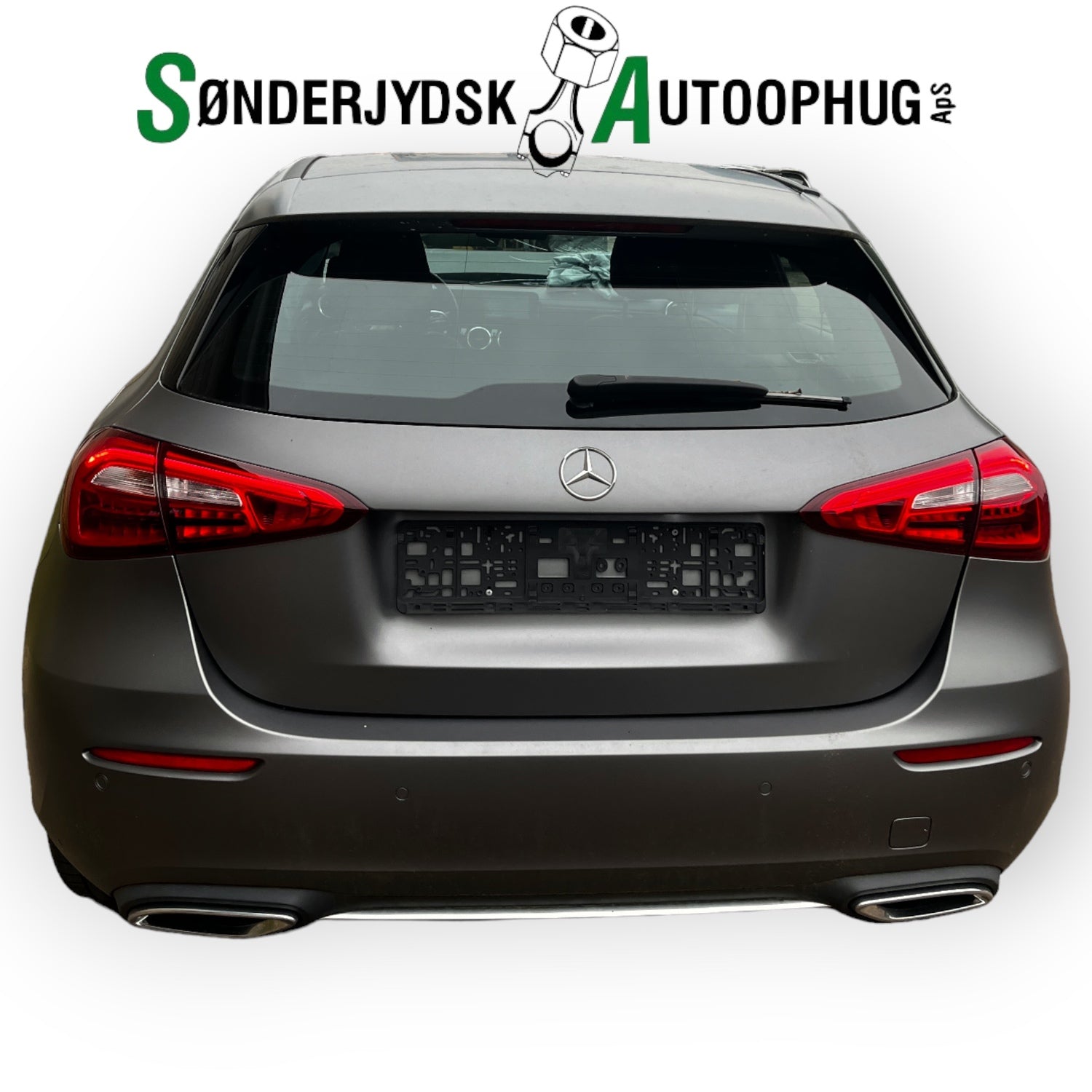 Mercedes-Benz Mercedes A W177 Pluk-Selv-Bil Med OEM Nr. Ophugger Fra Mercedes-Benz Ophugger