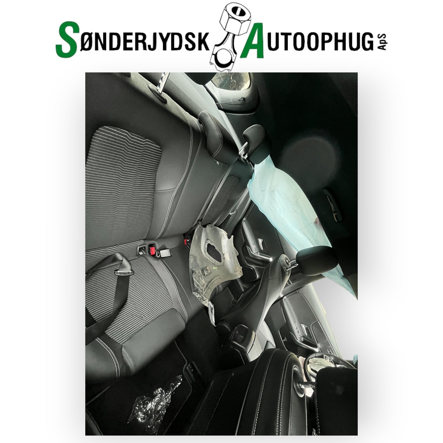 Mercedes-Benz Mercedes A W177 Pluk-Selv-Bil Med OEM Nr. Ophugger Fra Mercedes-Benz Ophugger