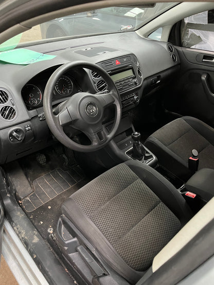 VW Golf 6 1K Pluk-Selv-Bil Med OEM Nr. Ophugger Fra VW Ophugger