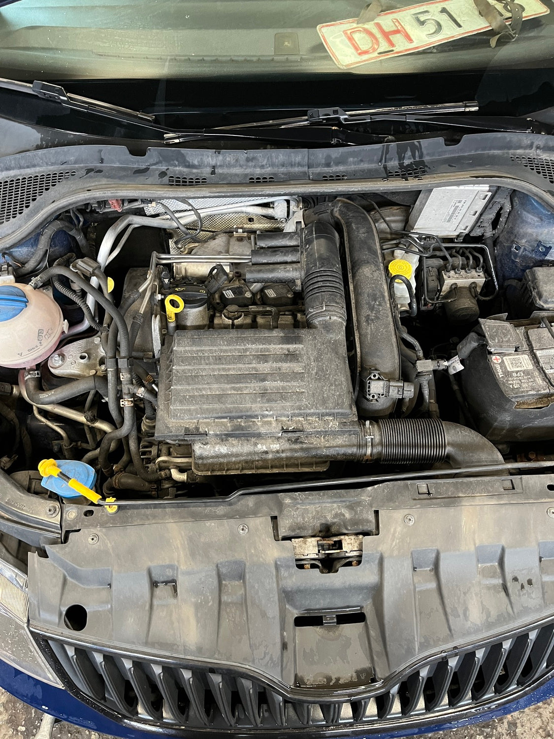 Skoda Fabia Pluk-Selv-Bil Med OEM Nr. Ophugger Fra Skoda Ophugger