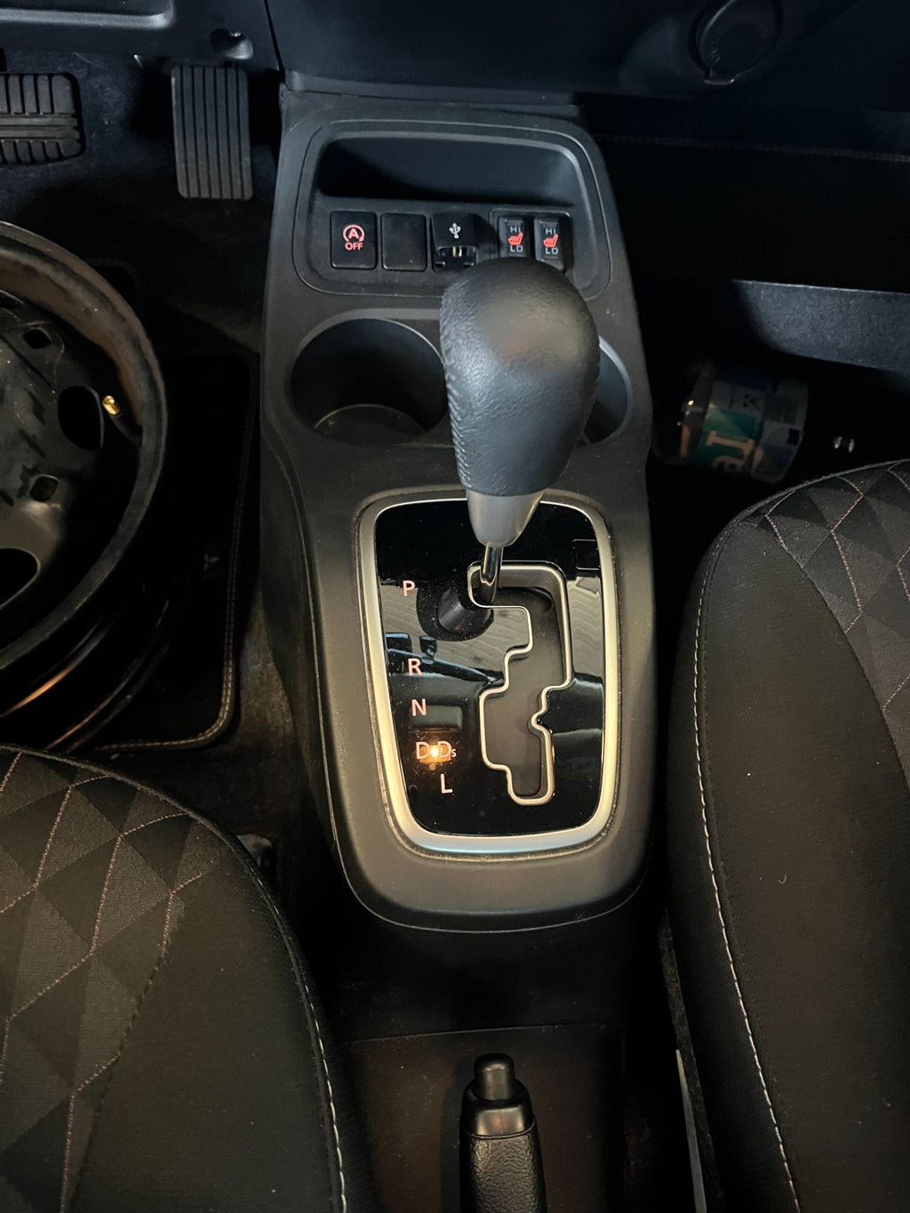 Mitsubishi Space Star Pluk-Selv-Bil Med OEM Nr. Ophugger Fra Mitsubishi Ophugger