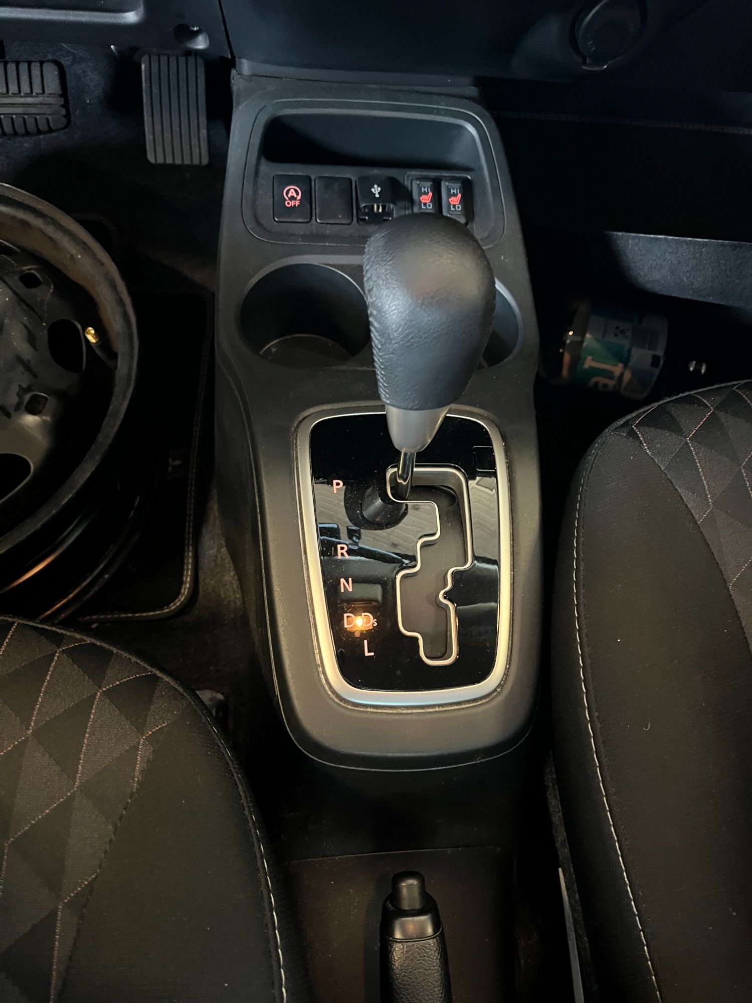 Mitsubishi Space Star Pluk-Selv-Bil Med OEM Nr. Ophugger Fra Mitsubishi Ophugger