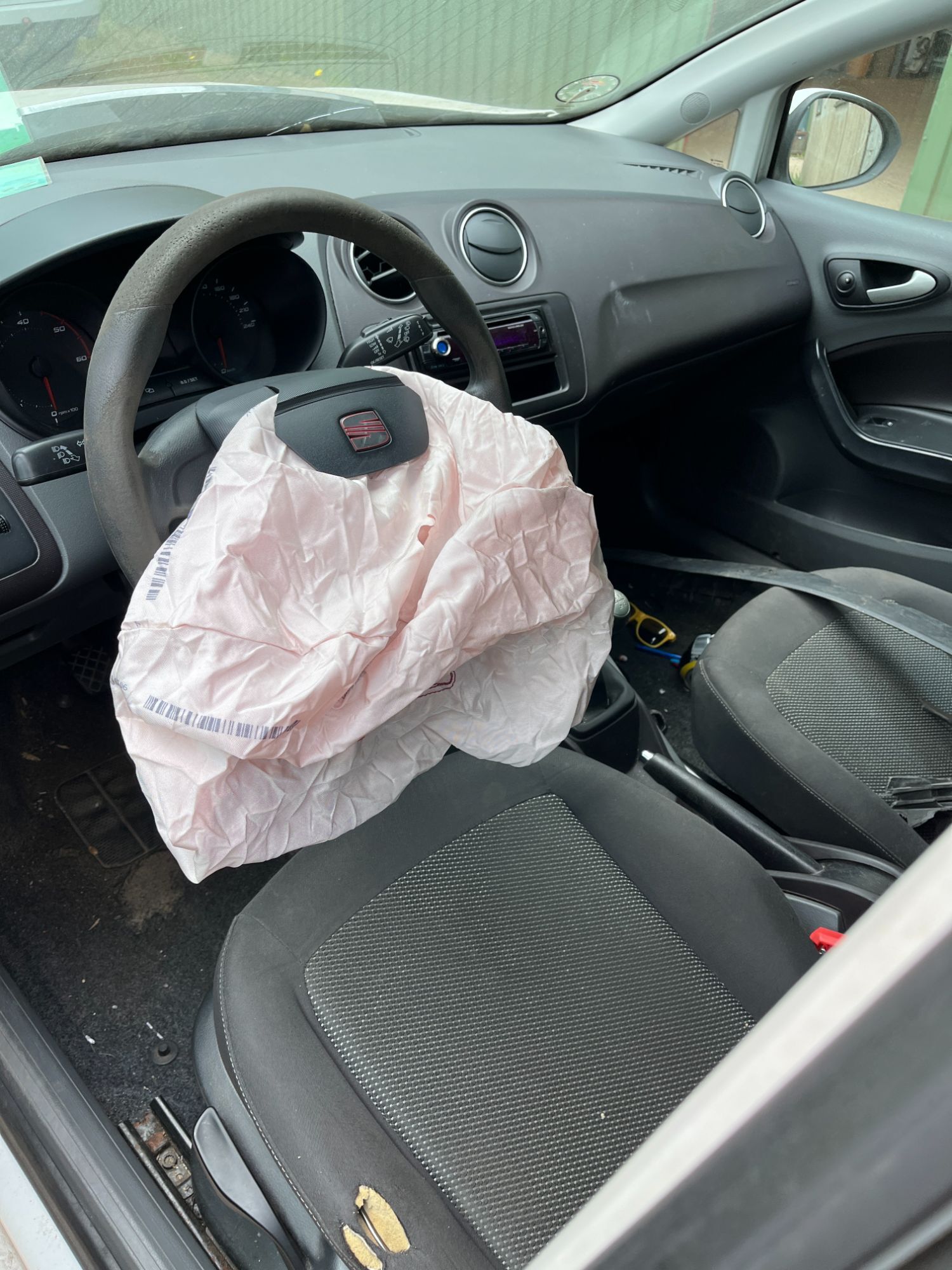 Seat Ibiza Pluk-Selv-Bil Med OEM Nr. Ophugger Fra Seat Ophugger