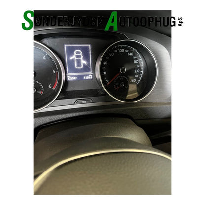 VW Golf 7 AU Pluk-Selv-Bil Med OEM Nr. Ophugger Fra VW Ophugger