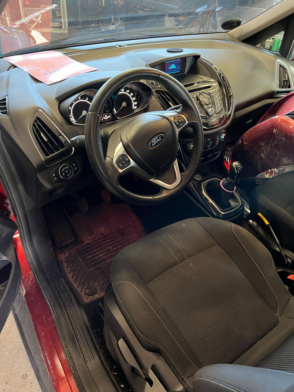 Ford B-Max Pluk-Selv-Bil Med OEM Nr. Ophugger Fra Ford Ophugger