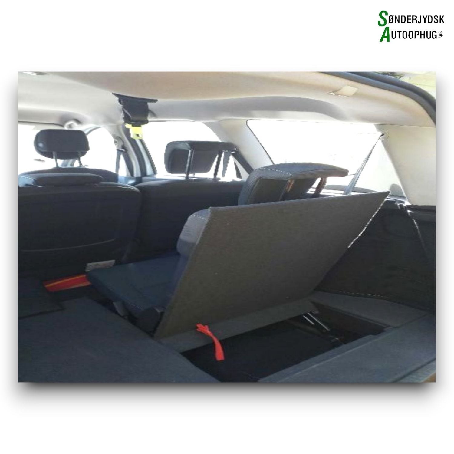 Renault Grand Scenic 3 Pluk-Selv-Bil Med OEM Nr. Ophugger Fra Renault Ophugger