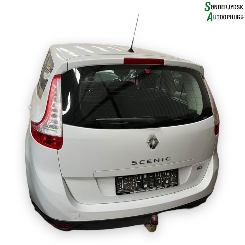 Renault Grand Scenic 3 Pluk-Selv-Bil Med OEM Nr. Ophugger Fra Renault Ophugger