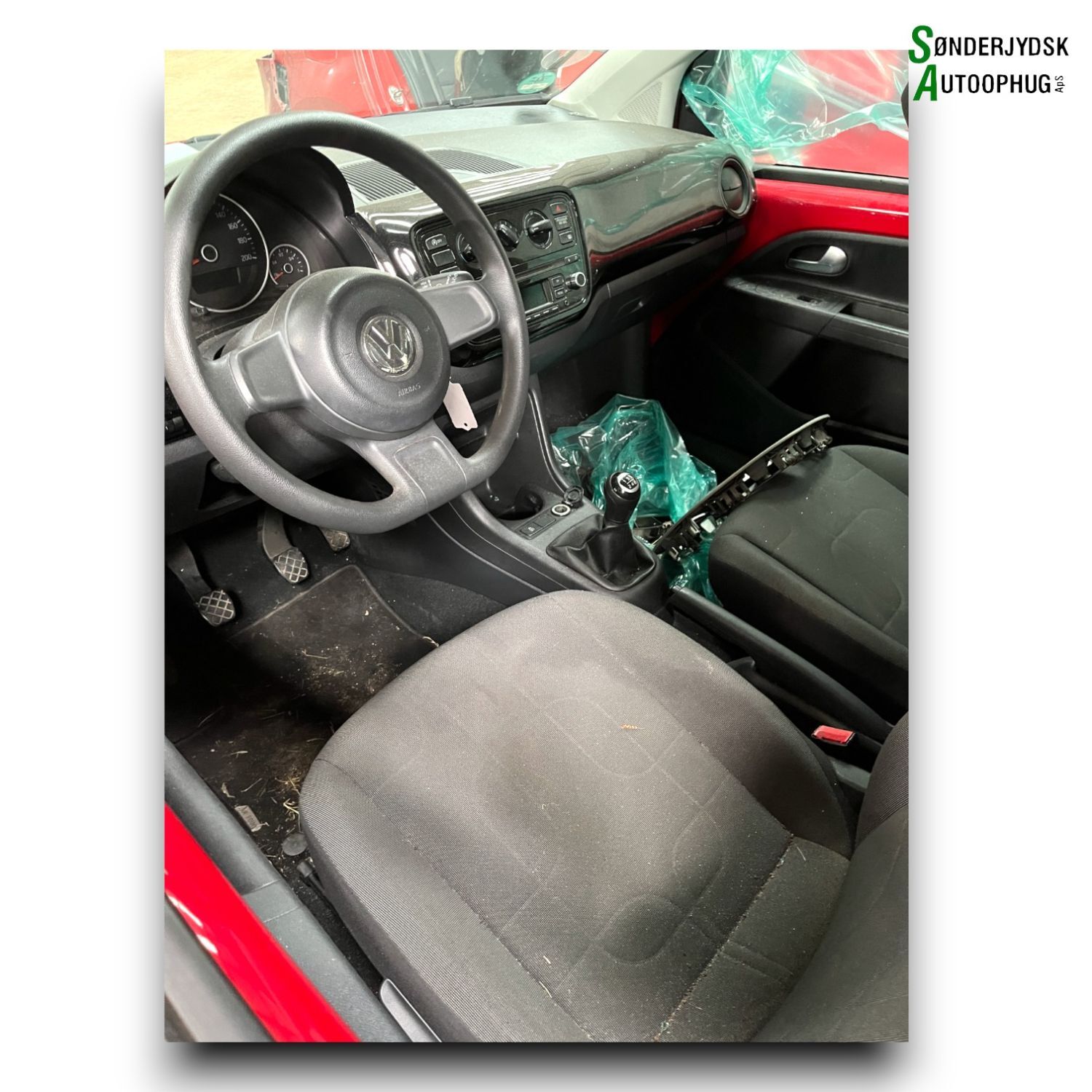 VW UP Pluk-Selv-Bil Med OEM Nr. Ophugger Fra VW Ophugger