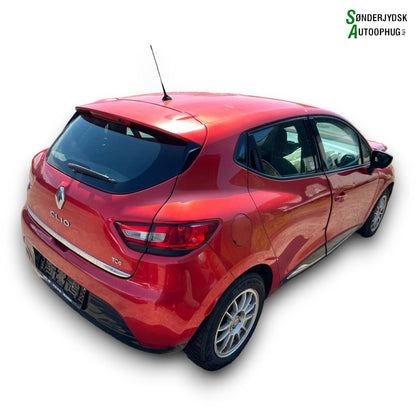 Renault Clio 4 Pluk-Selv-Bil Med OEM Nr. Ophugger Fra Renault Ophugger