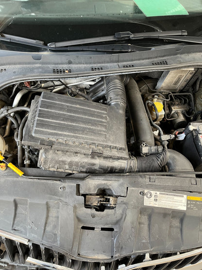 Skoda Fabia Pluk-Selv-Bil Med OEM Nr. Ophugger Fra Skoda Ophugger