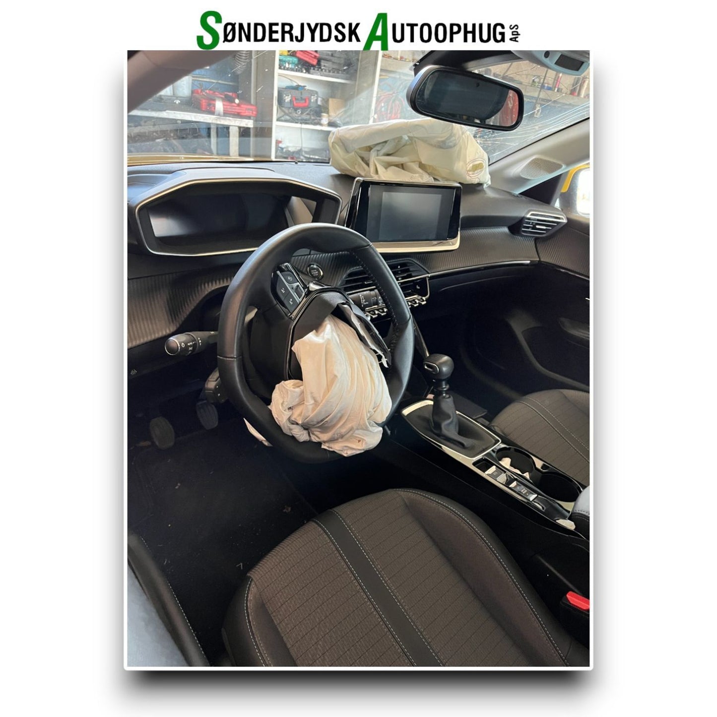 Peugeot 208 Pluk-Selv-Bil Med OEM Nr. Ophugger Fra Peugeot Ophugger