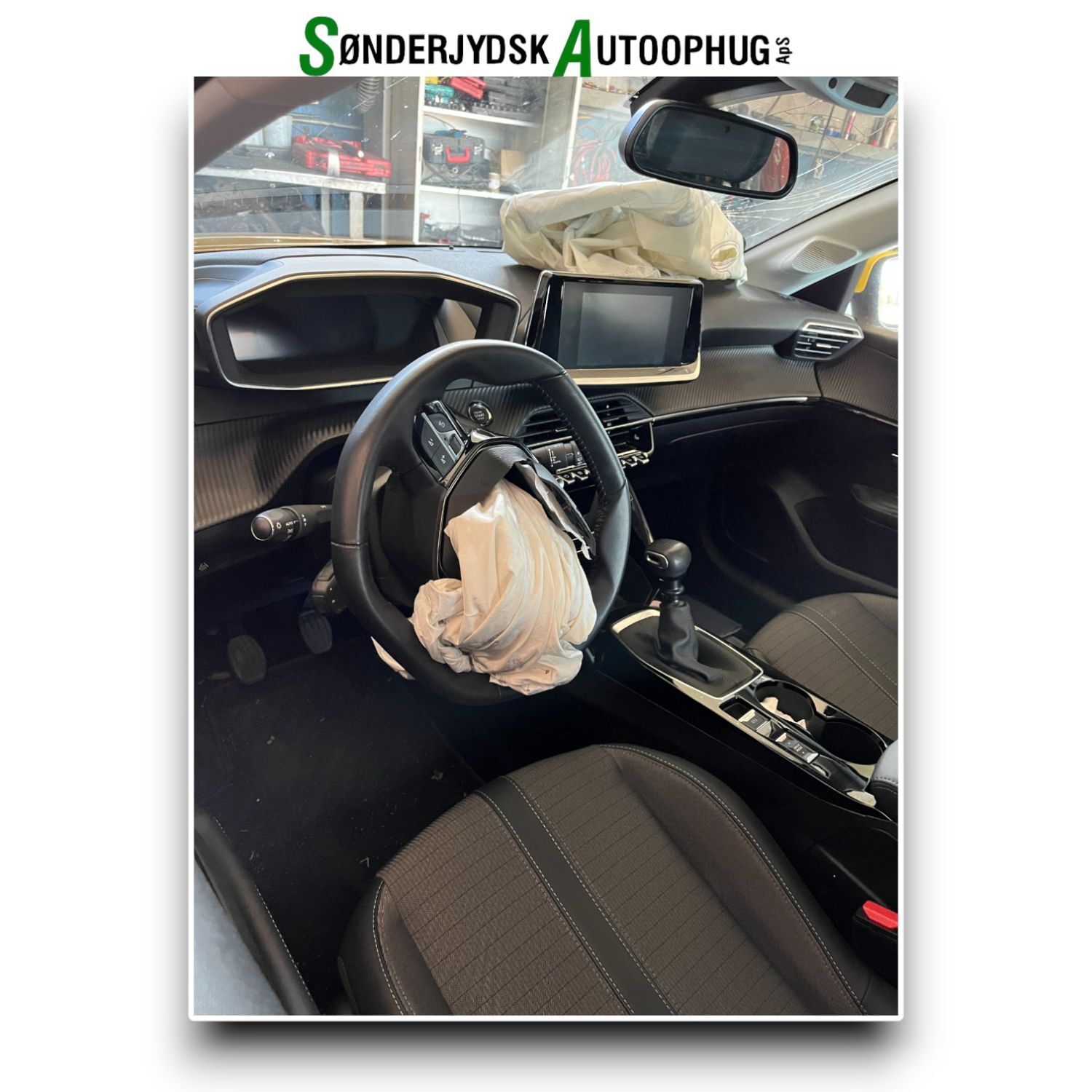 Peugeot 208 Pluk-Selv-Bil Med OEM Nr. Ophugger Fra Peugeot Ophugger