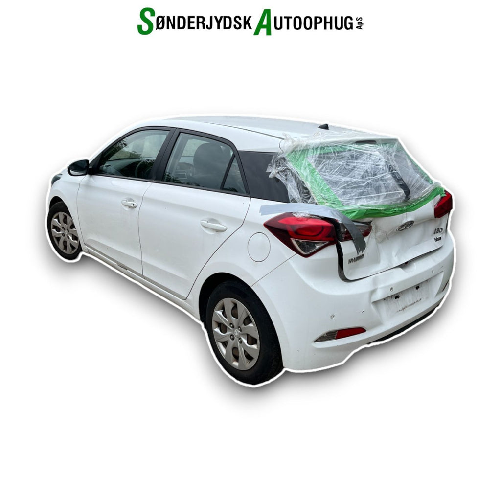 Hyundai I20 Nl Pluk-Selv-Bil Med OEM Nr. Ophugger Fra Hyundai Ophugger
