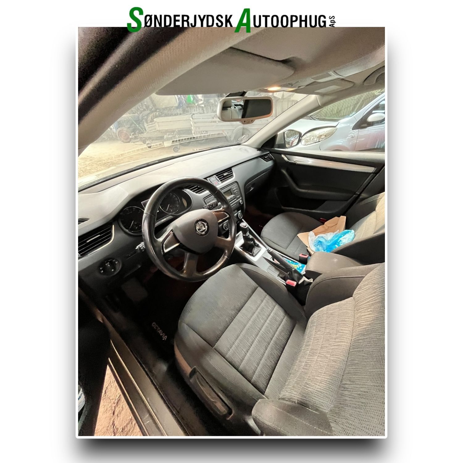 Skoda Octavia Pluk-Selv-Bil Med OEM Nr. Ophugger Fra Skoda Ophugger