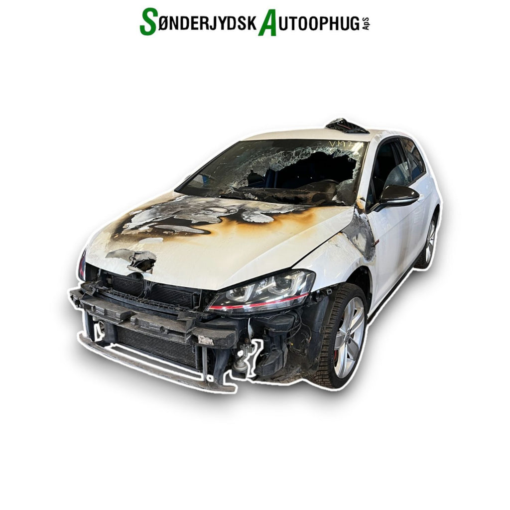VW Golf 7 Au Pluk-Selv-Bil Med OEM Nr. GTIPERFORMANCE Fra VW Ophugger