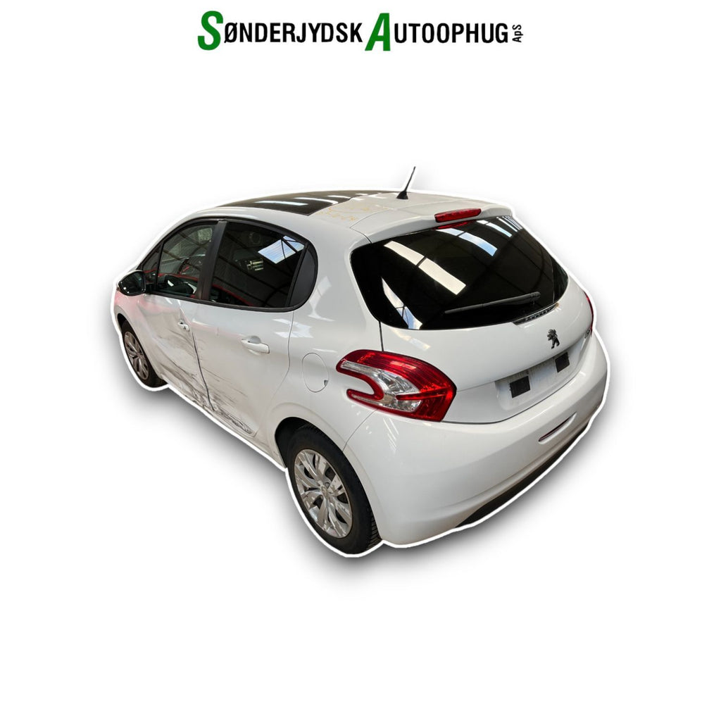 Peugeot 208 Pluk-Selv-Bil Med OEM Nr. Ophugger Fra Peugeot Ophugger