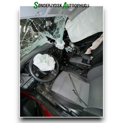 Hyundai I20 NL Pluk-Selv-Bil Med OEM Nr. Ophugger Fra Hyundai Ophugger
