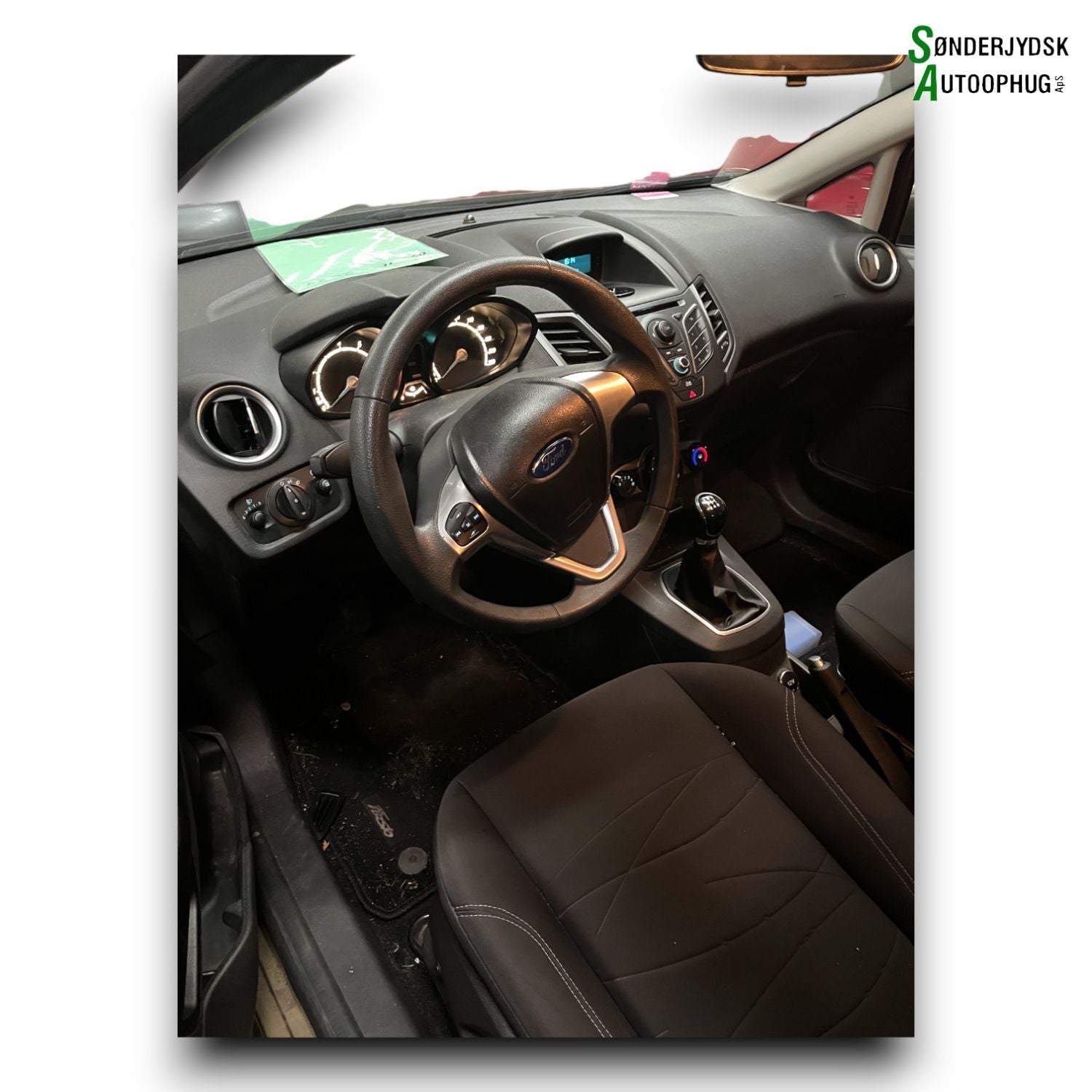 Ford Fiesta 7 Pluk-Selv-Bil Med OEM Nr. Ophugger Fra Ford Ophugger