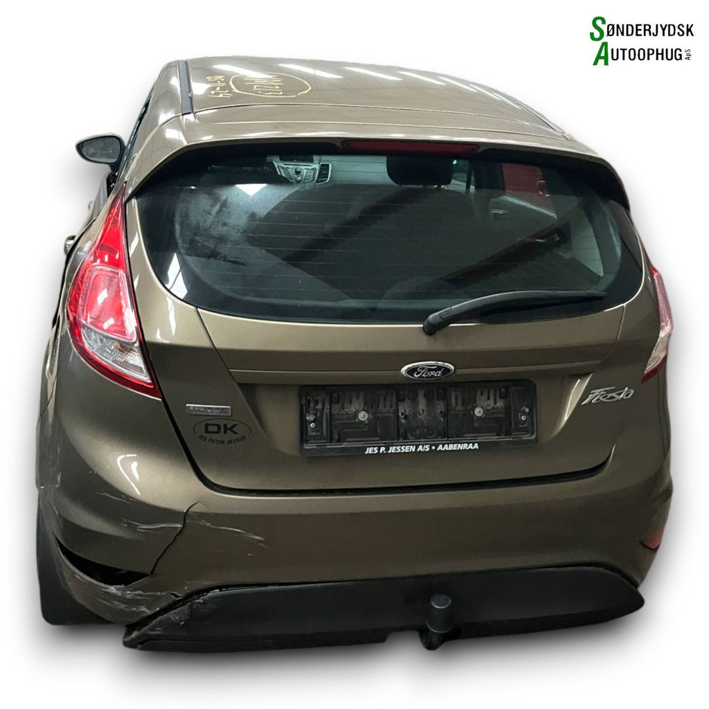 Ford Fiesta 7 Pluk-Selv-Bil Med OEM Nr. Ophugger Fra Ford Ophugger