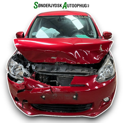 Mitsubishi Space Star Pluk-Selv-Bil Med OEM Nr. Ophugger Fra Mitsubishi Ophugger