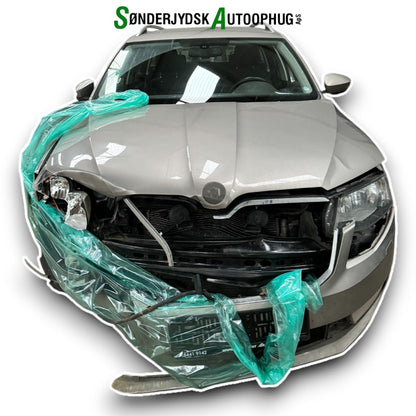 Skoda Octavia Pluk-Selv-Bil Med OEM Nr. Ophugger Fra Skoda Ophugger