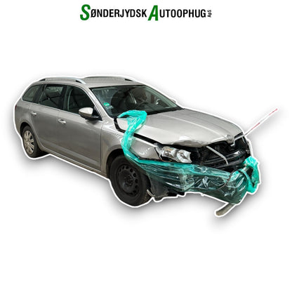 Skoda Octavia Pluk-Selv-Bil Med OEM Nr. Ophugger Fra Skoda Ophugger