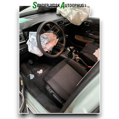 Citroen C3 III Pluk-Selv-Bil Med OEM Nr. Ophugger Fra Citroen Ophugger