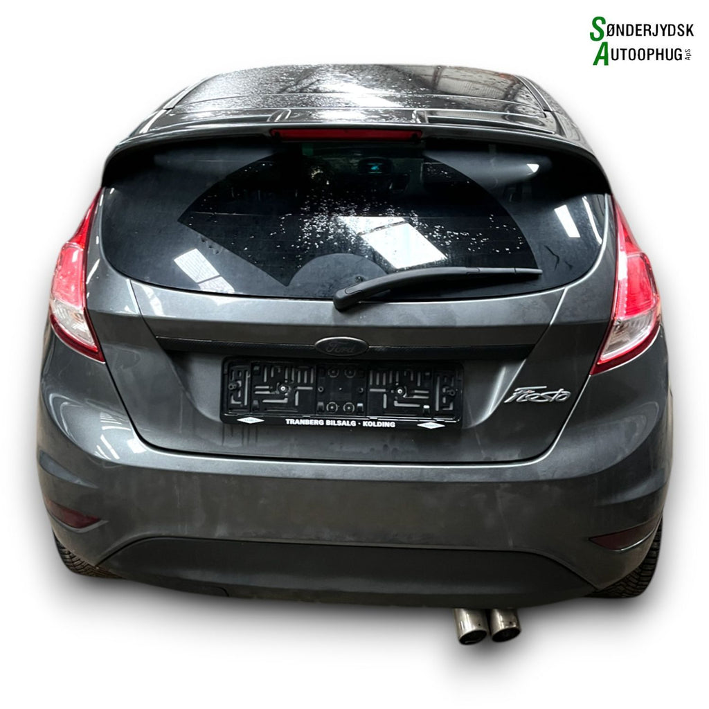 Ford Fiesta 7 Pluk-Selv-Bil Med OEM Nr. Ophugger Fra Ford Ophugger