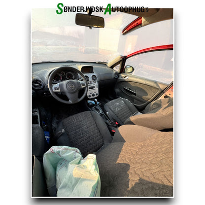 Opel Corsa D Pluk-Selv-Bil Med OEM Nr. Ophugger Fra Opel Ophugger