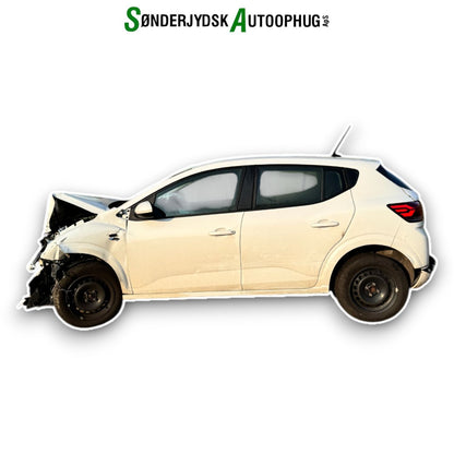 Dacia Sandero LLI Pluk-Selv-Bil Med OEM Nr. Ophugger Fra Dacia Ophugger