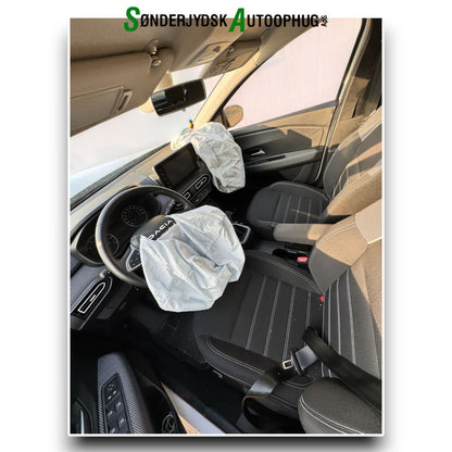 Dacia Sandero LLI Pluk-Selv-Bil Med OEM Nr. Ophugger Fra Dacia Ophugger