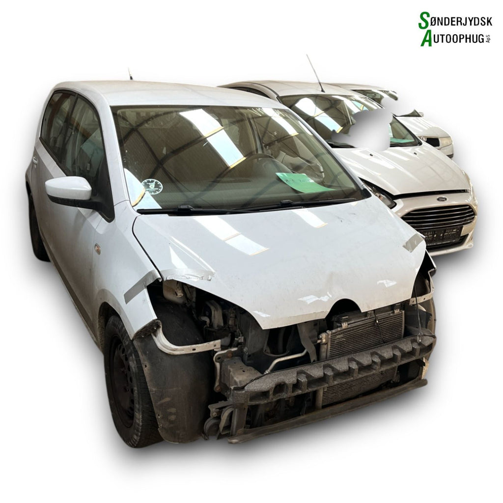 VW Up Pluk-Selv-Bil Med OEM Nr. Ophugger Fra VW Ophugger