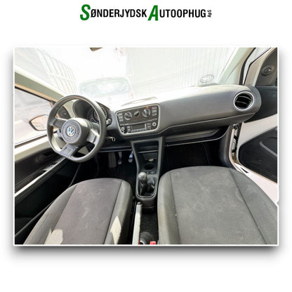VW UP Pluk-Selv-Bil Med OEM Nr. Ophugger Fra VW Ophugger