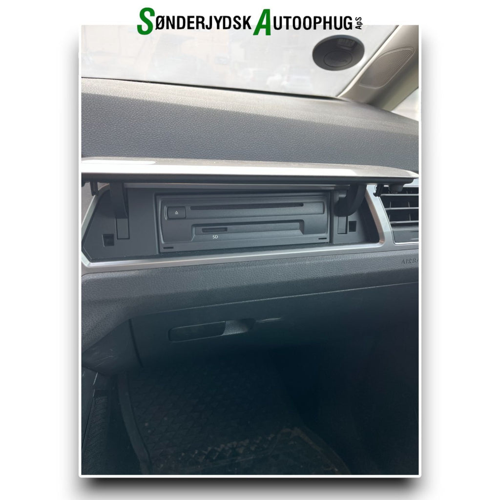 VW Touran 5T Pluk-Selv-Bil Med OEM Nr. Ophugger Fra VW Ophugger