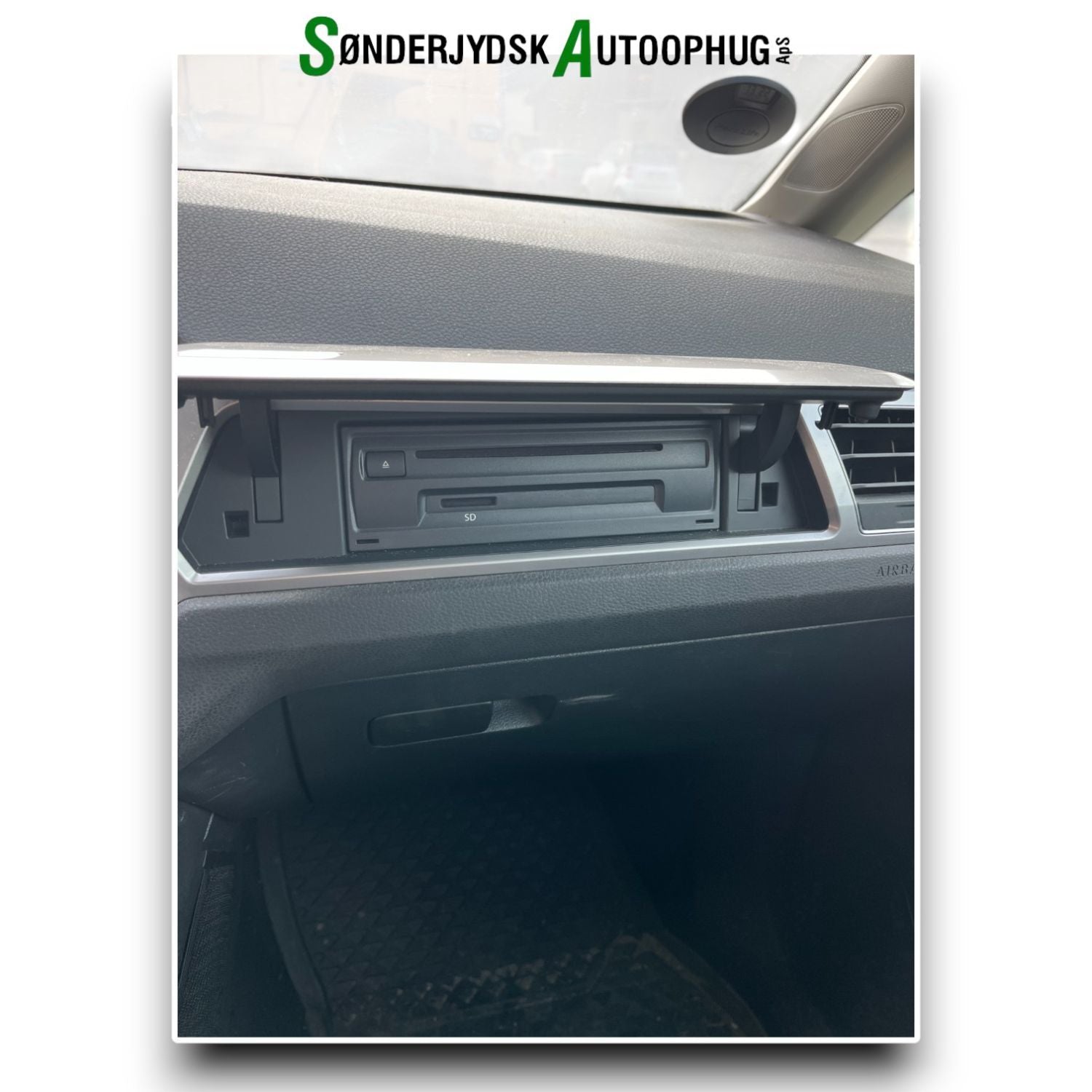 VW Touran 5T Pluk-Selv-Bil Med OEM Nr. Ophugger Fra VW Ophugger