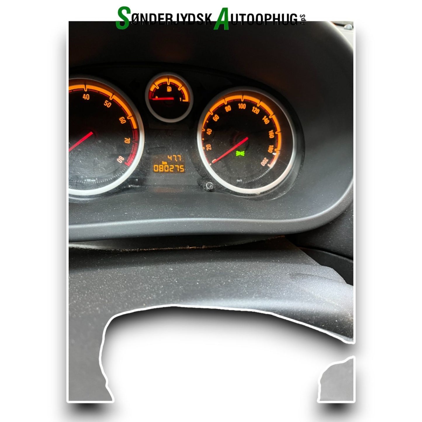 Opel Corsa D Pluk-Selv-Bil Med OEM Nr. Ophugger Fra Opel Ophugger