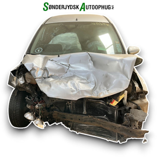 Ford Fiesta 7 Pluk-Selv-Bil Med OEM Nr. Ophugger Fra Ford Ophugger