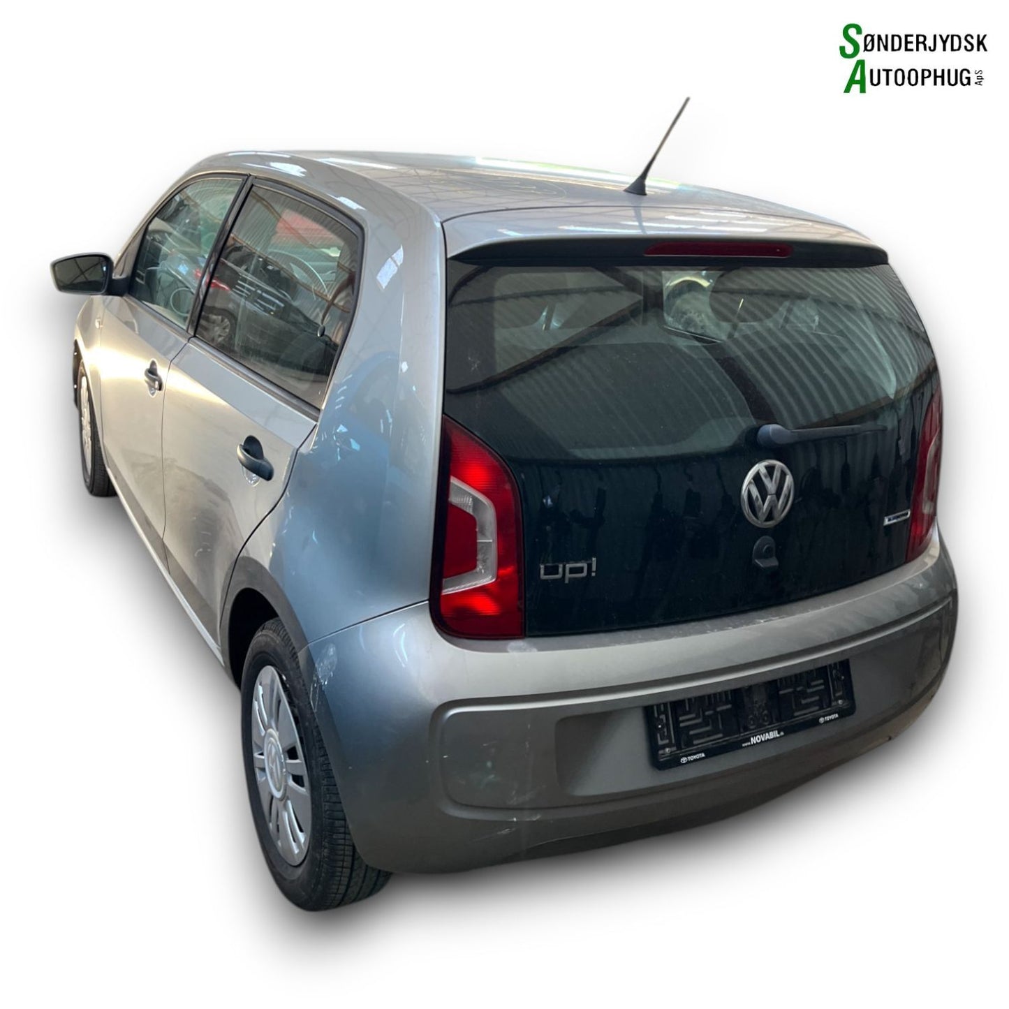 VW UP Pluk-Selv-Bil Med OEM Nr. Ophugger Fra VW Ophugger