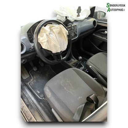 VW UP Pluk-Selv-Bil Med OEM Nr. Ophugger Fra VW Ophugger