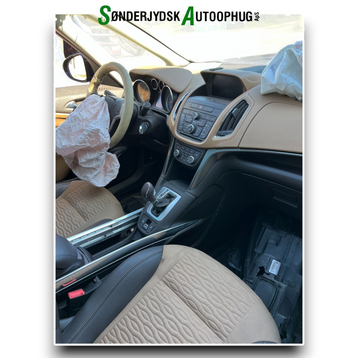 Opel Zafira C Tourer Pluk-Selv-Bil Med OEM Nr. Ophugger Fra Opel Ophugger