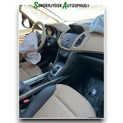 Opel Zafira C Tourer Pluk-Selv-Bil Med OEM Nr. Ophugger Fra Opel Ophugger