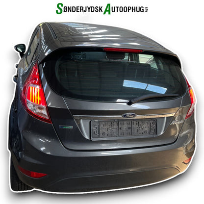 Ford Fiesta 7 Pluk-Selv-Bil Med OEM Nr. Ophugger Fra Ford Ophugger