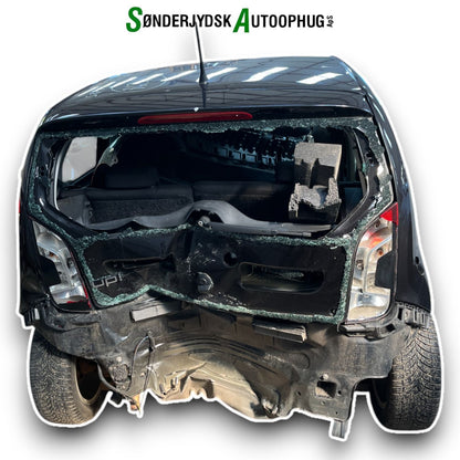 VW UP Pluk-Selv-Bil Med OEM Nr. Ophugger Fra VW Ophugger