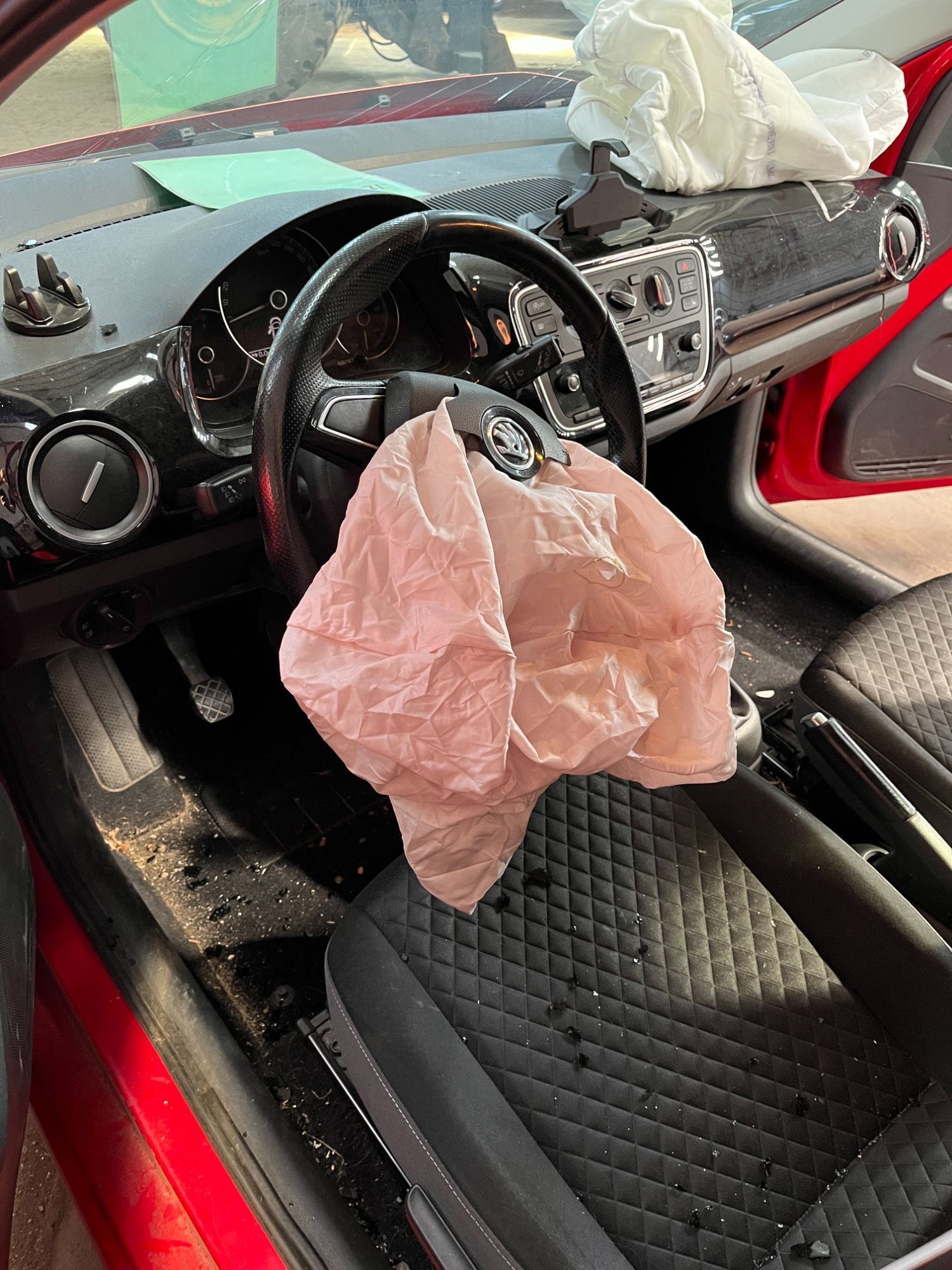 Skoda Citigo Pluk-Selv-Bil Med OEM Nr. Ophugger Fra Skoda Ophugger