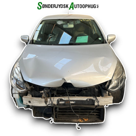 Renault Clio 4 Pluk-Selv-Bil Med OEM Nr. Ophugger Fra Renault Ophugger