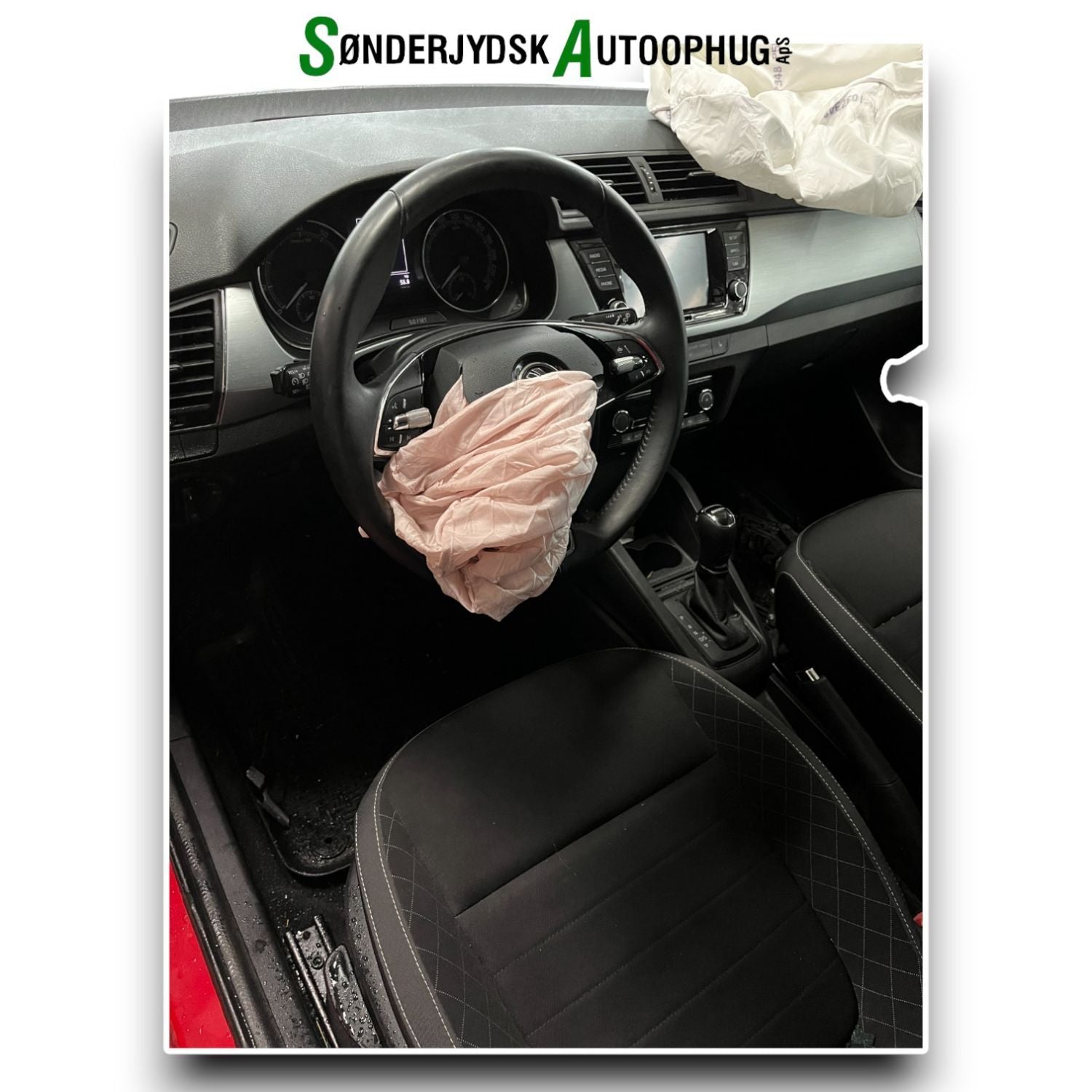 Skoda Fabia Pluk-Selv-Bil Med OEM Nr. Ophugger Fra Skoda Ophugger