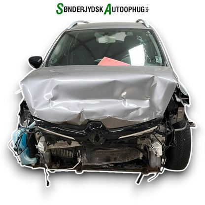 Renault Clio 4 Pluk-Selv-Bil Med OEM Nr. Ophugger Fra Renault Ophugger